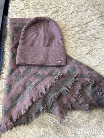 Женский шарф, шапка