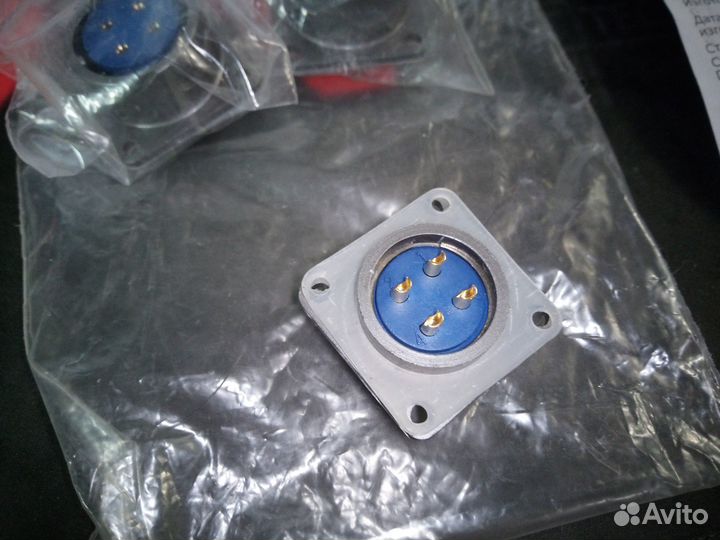 Блочная розетка, 4 контакта FQ24-4PIN ZK