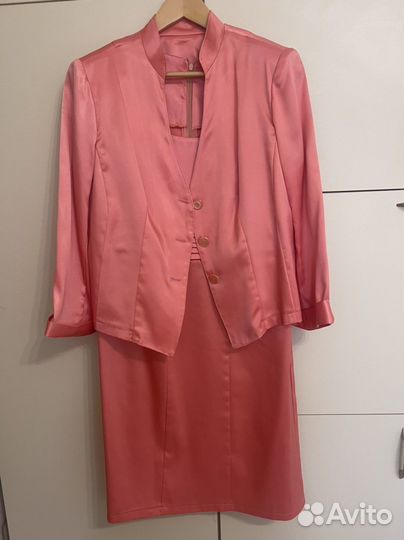 Платье с пиджаком