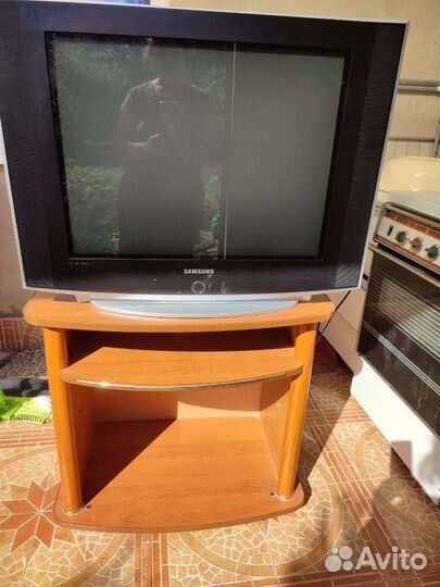 Телевизор samsung