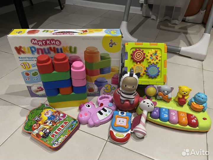 Развивающие игрушки пакетом