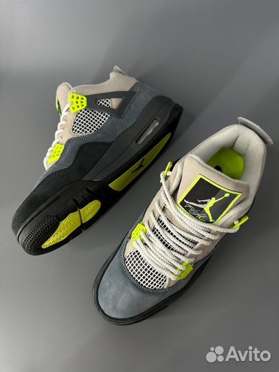 Кроссовки Nike Air Jordan 4 Retro SE Neon