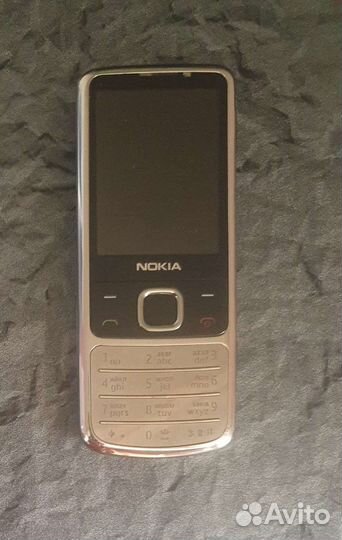 Телефон Nokia 6700