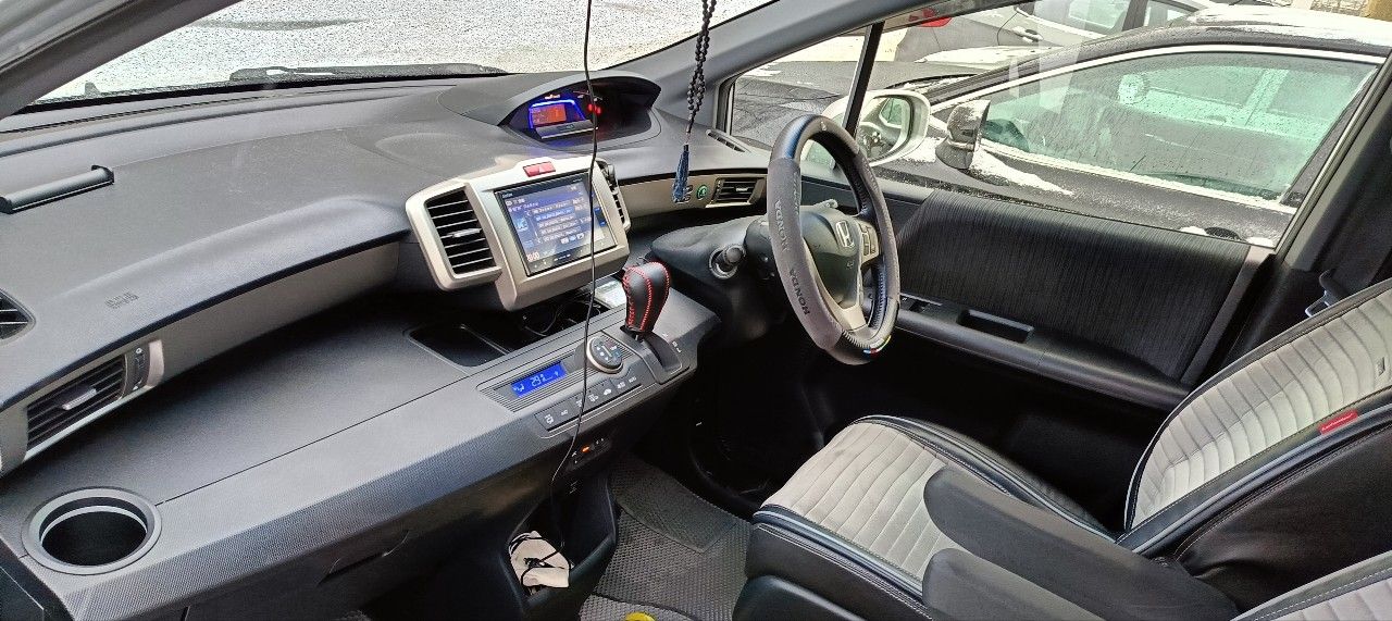 Honda Freed: фото владельца