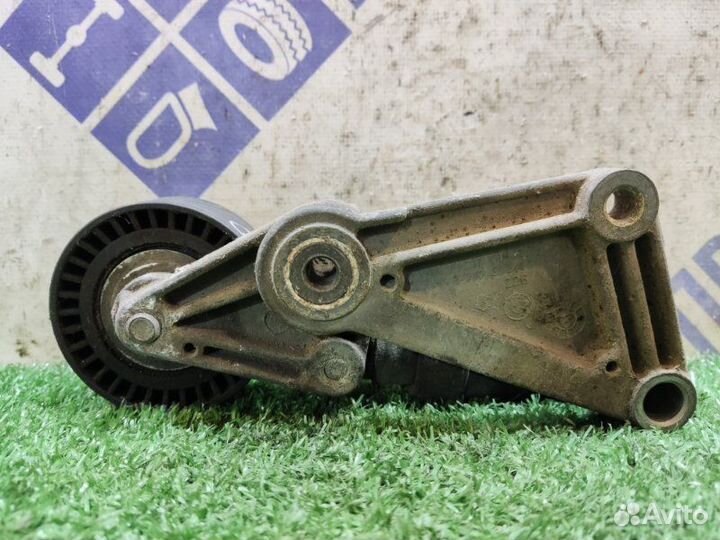 Натяжитель ремня генератора Bmw E39 седан 2.5 M52