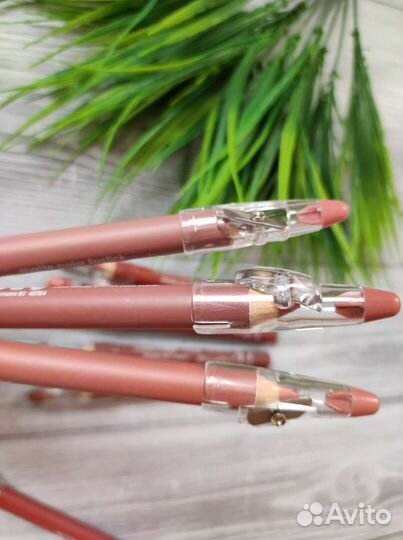 Цена за всё. Карандаши для губ 9 штук