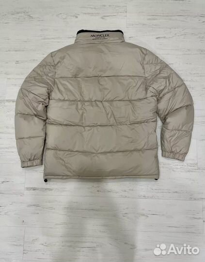 Пуховик moncler