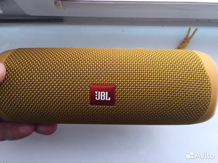 Блютуз колонка jbl