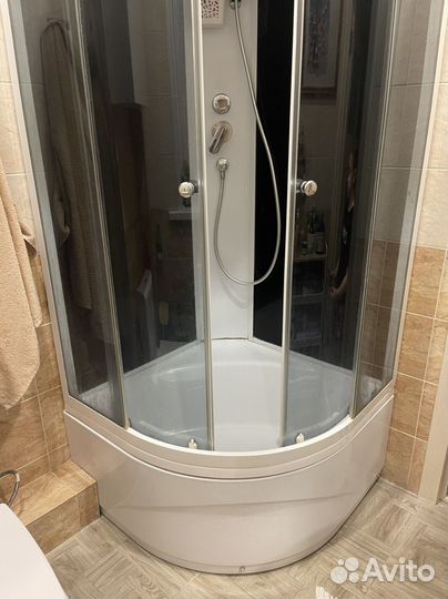 Душевая кабина 90х90