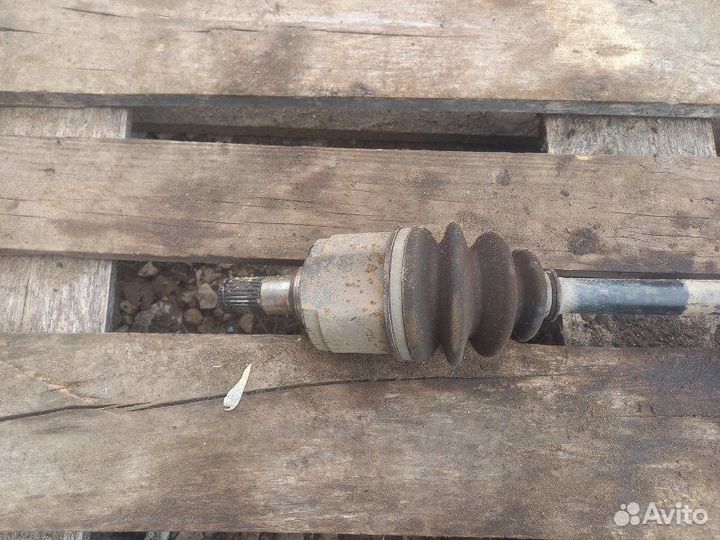 Привод передний левый Kia Sportage 2