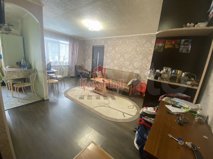 2-к. квартира, 42 м², 1/5 эт.