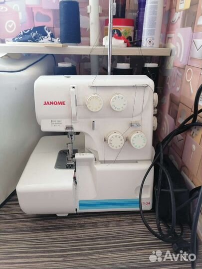 Оверлок Janome