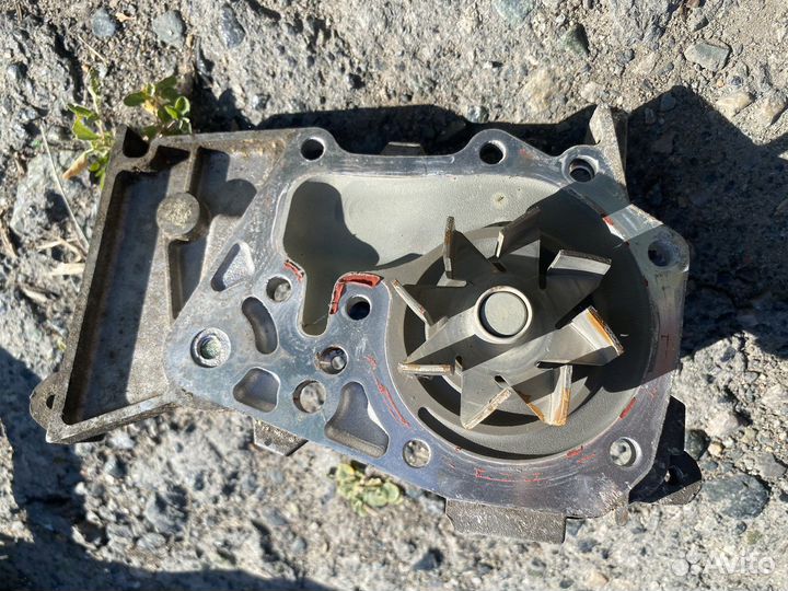 Помпа оригинал k7j Logan Sandero Kangoo1,4