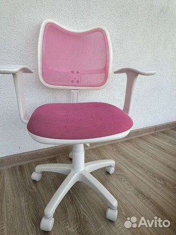 Компьютерное кресло бюрократ детское розовое