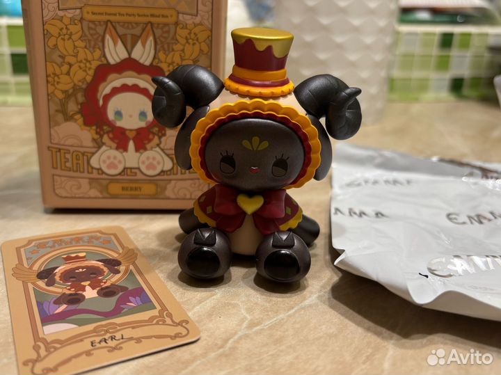 Фигурка Emma secret forest tea party Earl