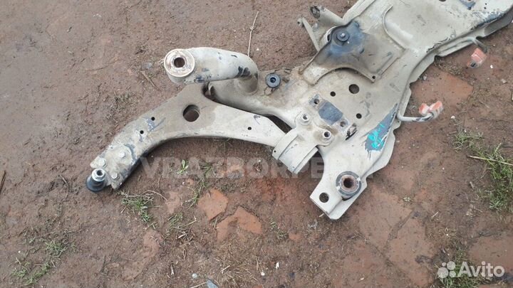 Подрамник передний Ford Focus