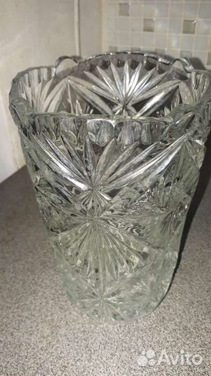 Ваза для цветов хрустальная