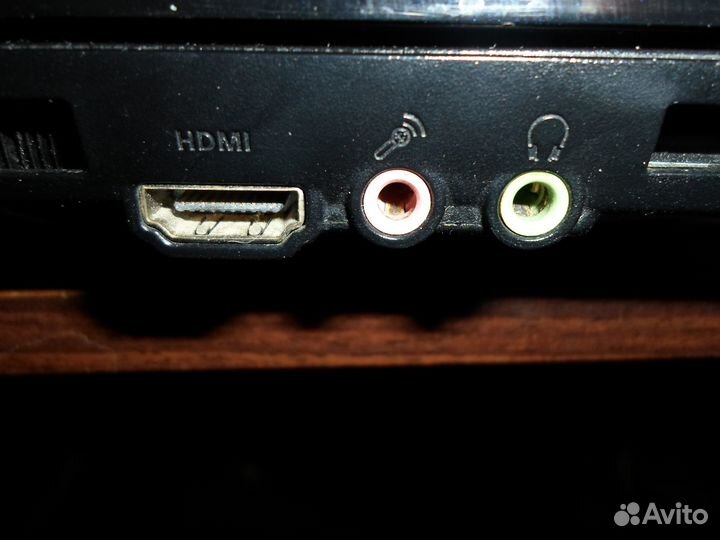 Ноутбук Samsung NP-R560-BS02RU+мышь+сумка (кожа)