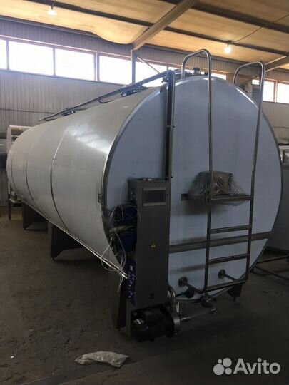 Охладитель молока закрытого типа 5000 литров
