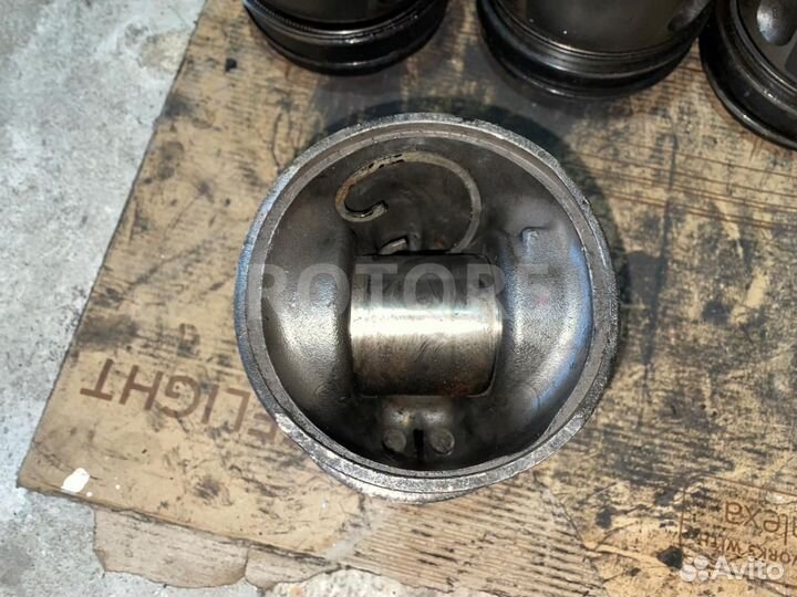 Поршень MAN TGA 2008 0488