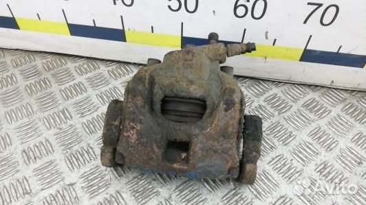 Суппорт тормозной передний левый land rover freela