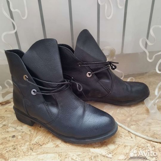 Ботинки женские