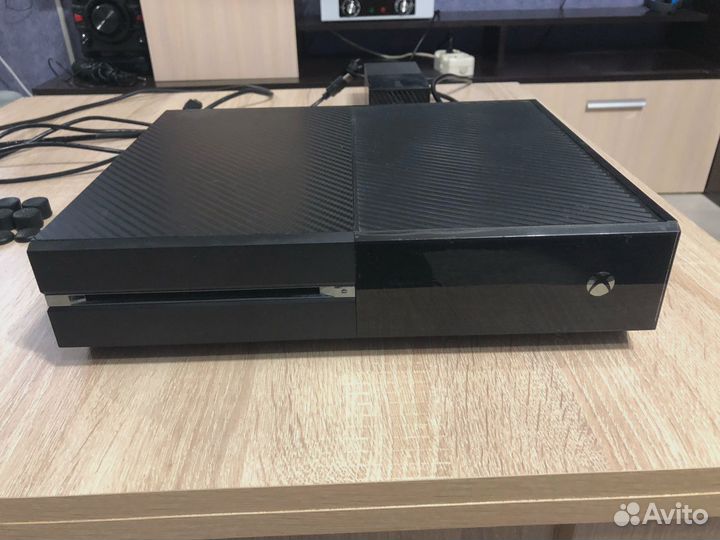 Игровая приставка xbox one