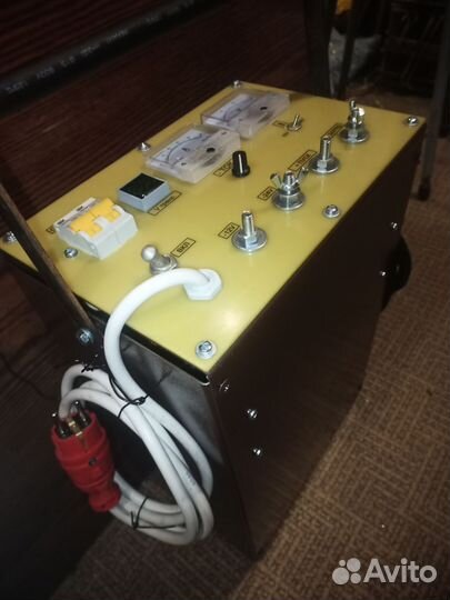 Пуско зарядное устройство 12 24 в Пуск до 1000 А