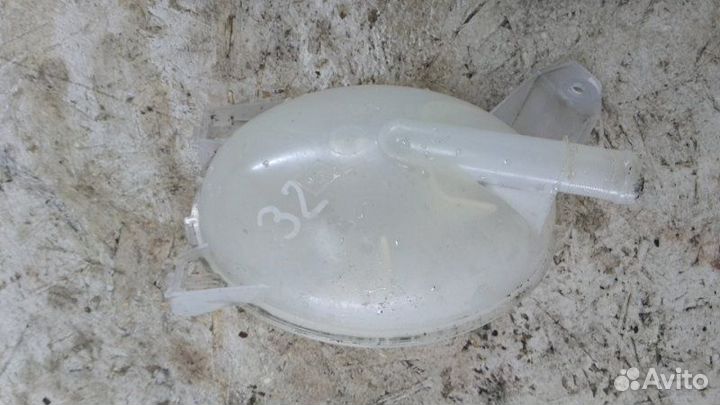 Расширительный бачок Renault Sandero хетчбэк 1.2