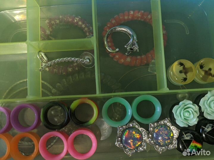 Плаги, тоннели в уши