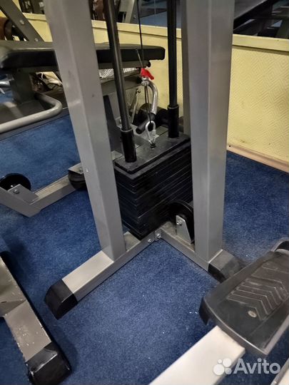 Тренажер для сгибание лежа и разгибание ног