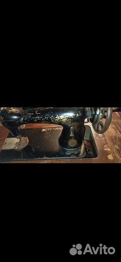 Швейная машина Singer