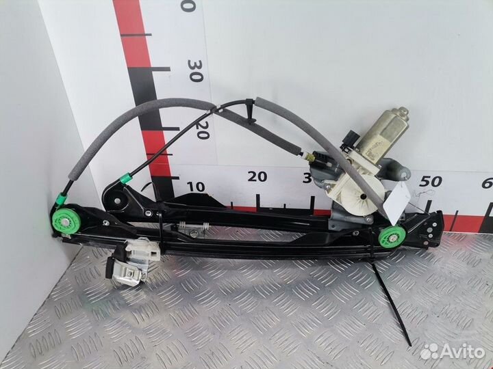 Стеклоподъемник передний правый Ford Focus рест