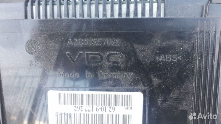 BMW 520 E60 дизель Панель приборов Б\У