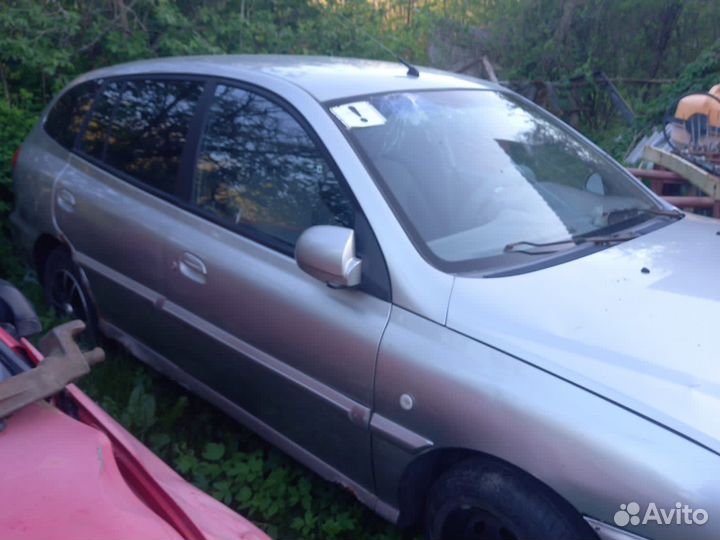 Запчасти на Kia Rio
