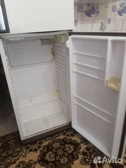 Холодильник бу lg