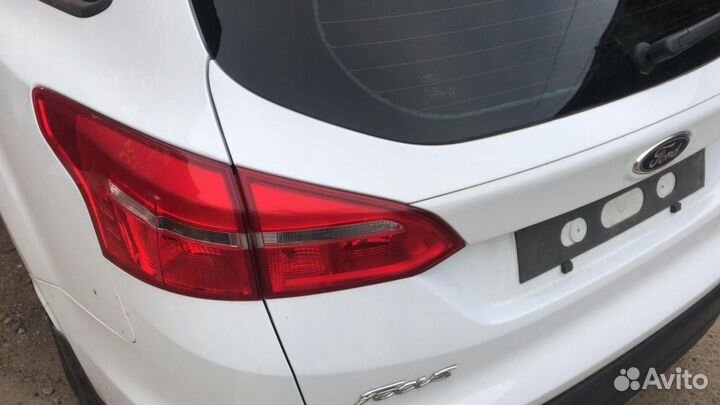 Фонарь задний левый Форд фокус 3 универсал 16-18