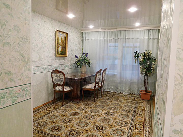 4-к. квартира, 160 м², 4/15 эт.