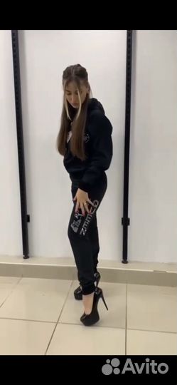 Спортивный костюм люкс с черепом