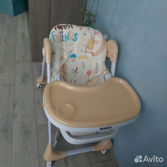 Стульчик для кормления babyton