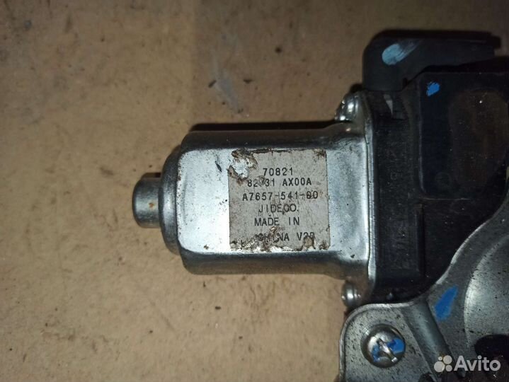 Стеклоподъемник задний левый Nissan Tiida