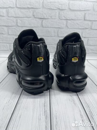 Кроссовки nike air max tn plus 3