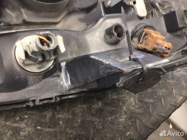 Фара лево на Renault Scenic I (Рено Сценик 1)