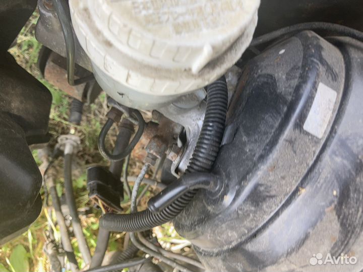 Главный тормозной цилиндр Мицубиси спейс вагон