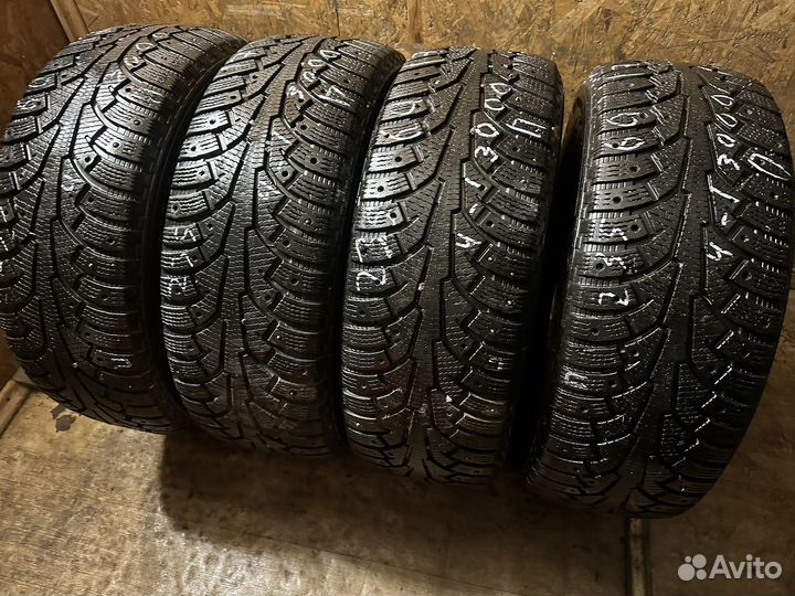Nokian Tyres Hakkapeliitta 5 SUV 235/60 R17 106T