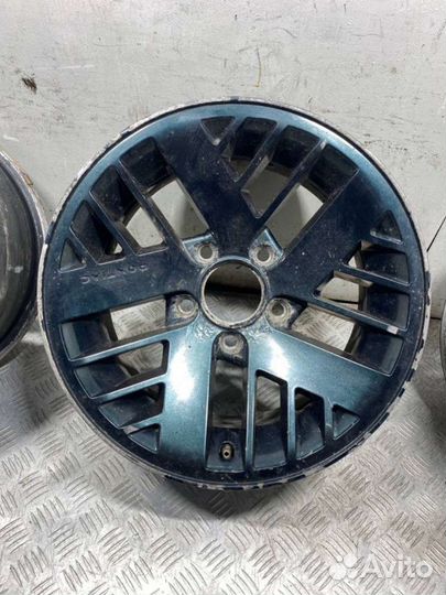 Диск литой R15PCD 5x120 ET12 DIA70.3