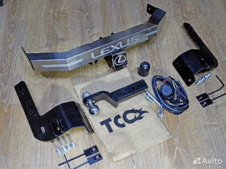 Фаркоп Lexus LX 450d под квадрат