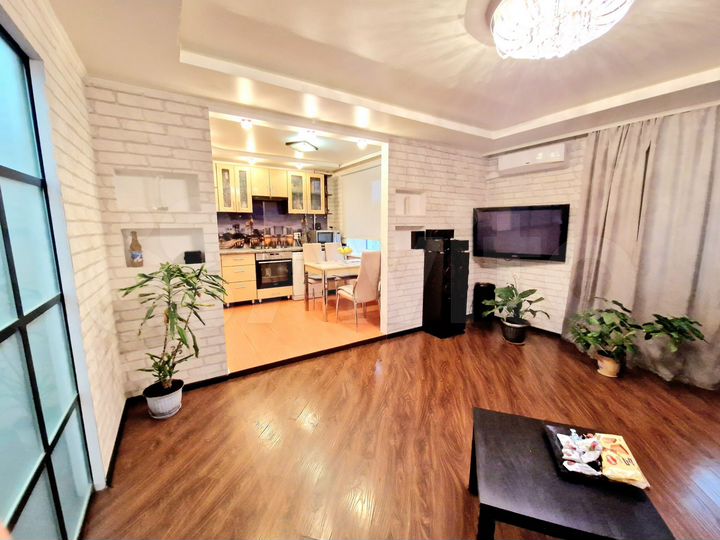4-к. квартира, 80 м², 5/9 эт.