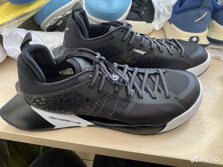 Кроссовки deckers lab