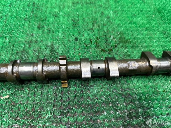 Распредвал впускной Toyota 3UZ